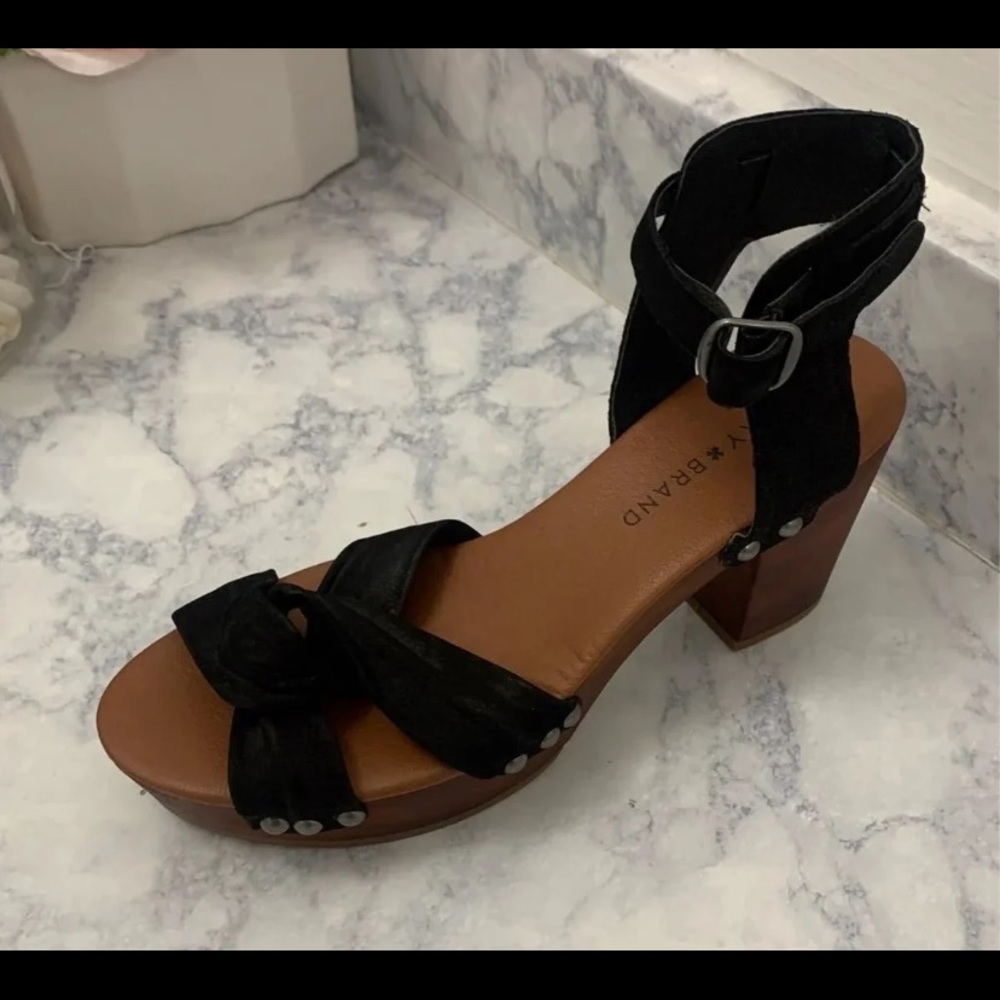 Lucky Brand Sz 7